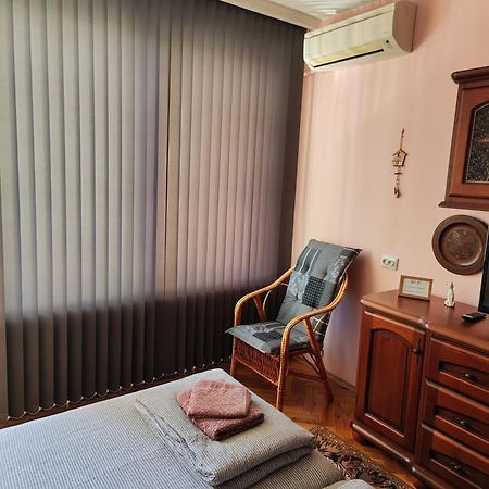 Сладкият Кът На Радост Apartment Burgas City Exterior foto