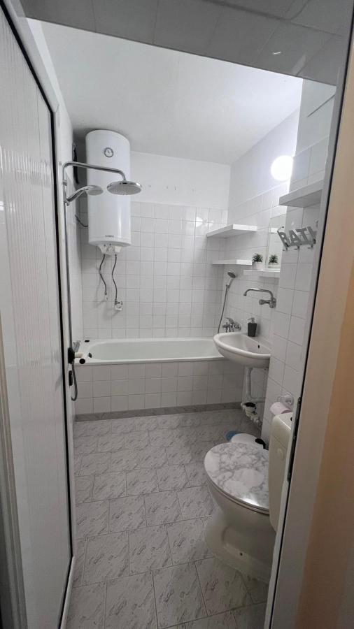 Сладкият Кът На Радост Apartment Burgas City Exterior foto